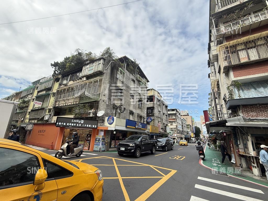 市府微風頂加美寓房屋室內格局與周邊環境