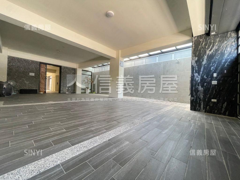 生態公園獨具匠心電梯豪墅房屋室內格局與周邊環境