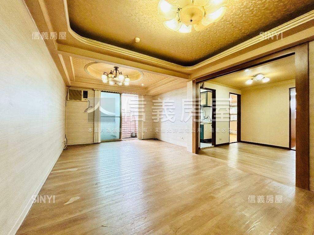 正三民路捷運三房房屋室內格局與周邊環境