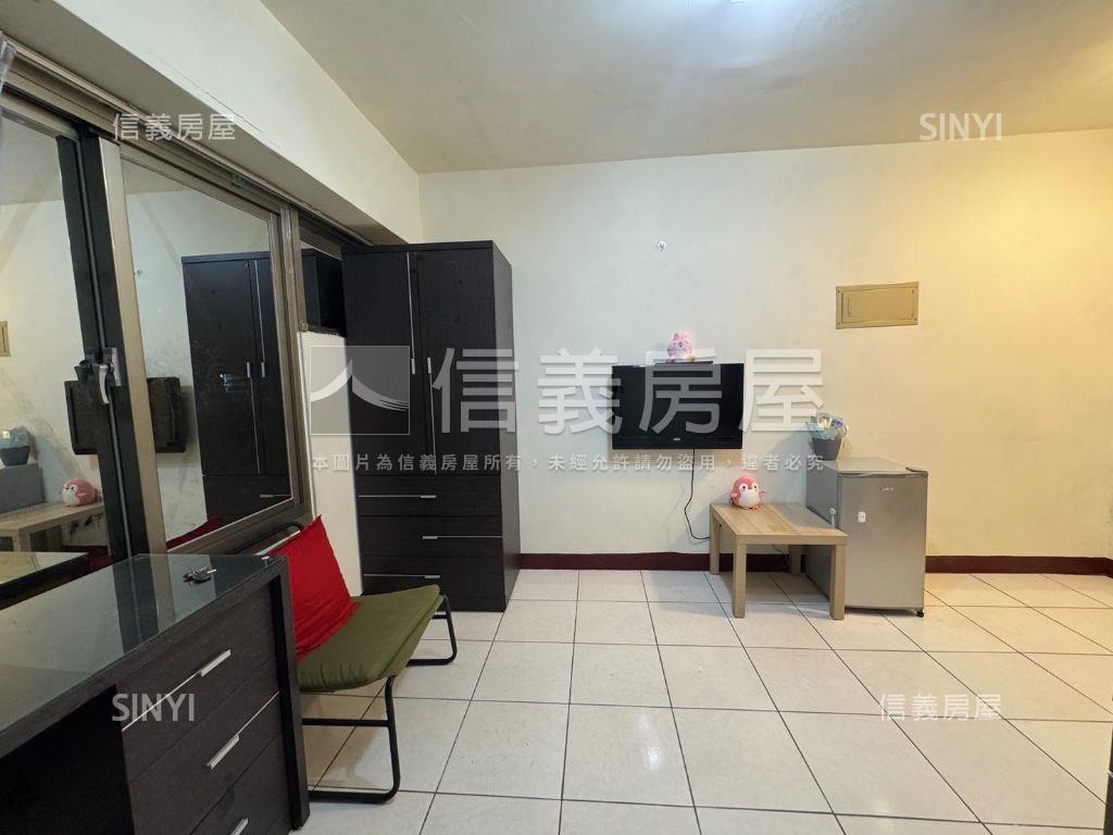 近曉明女中安靜電梯套房房屋室內格局與周邊環境