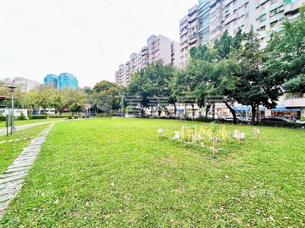 收租置產公園旁一房一廳房屋室內格局與周邊環境