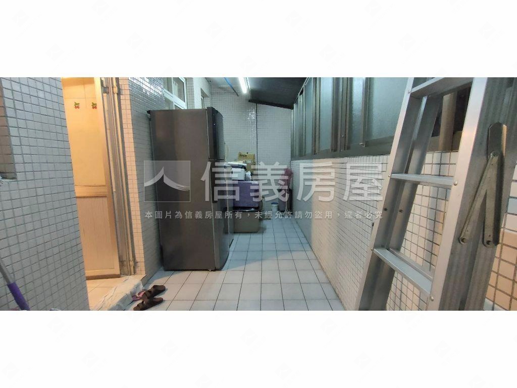 綠景伯爵五代下疊美屋房屋室內格局與周邊環境