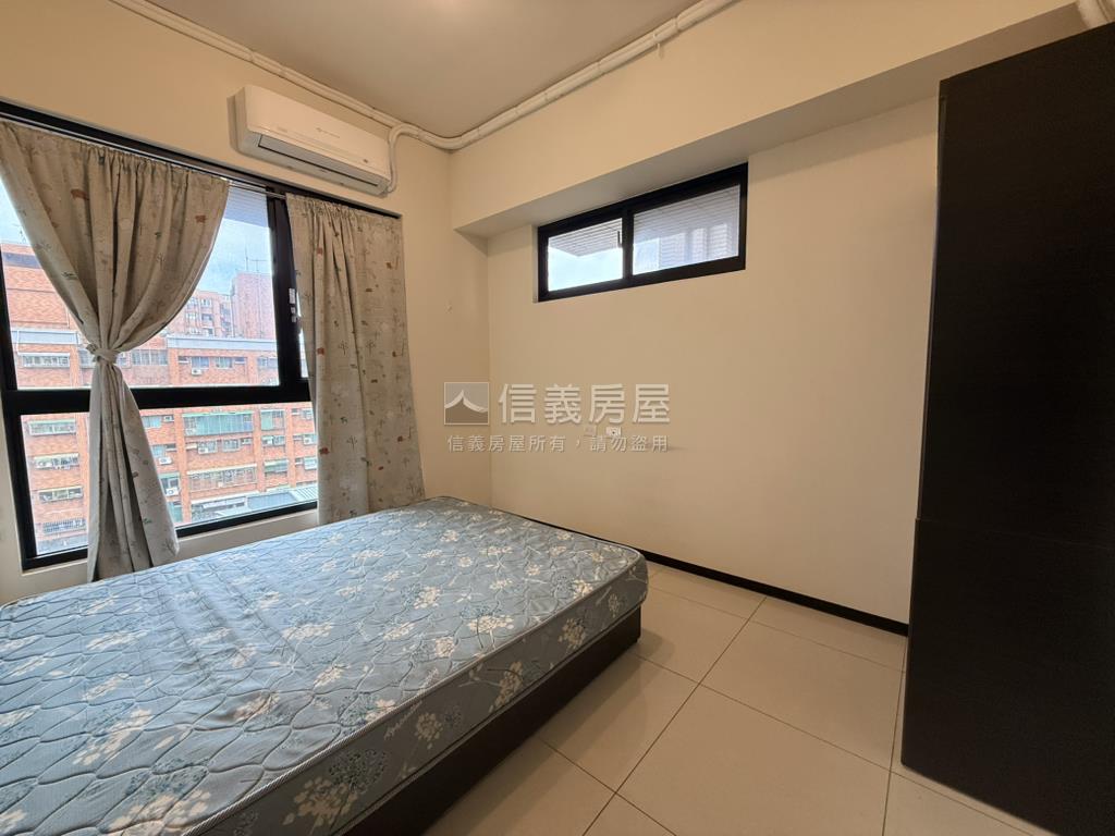 星光溫馨方正三房車位房屋室內格局與周邊環境