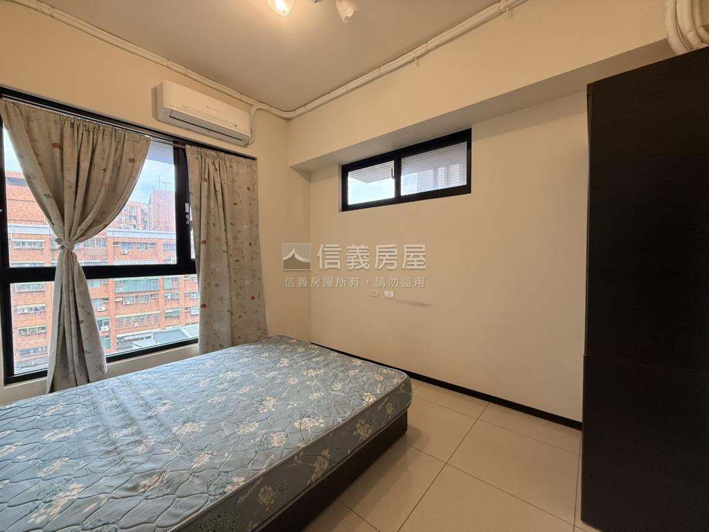 星光溫馨方正三房車位房屋室內格局與周邊環境