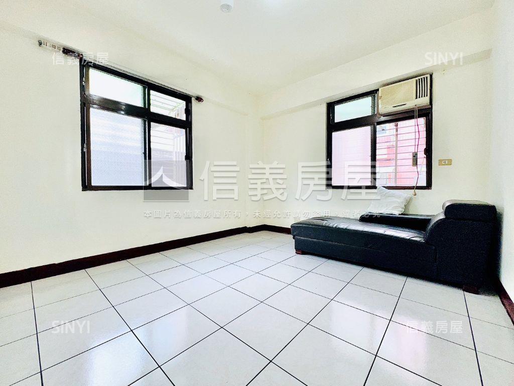 未來捷運自由大空間房屋室內格局與周邊環境