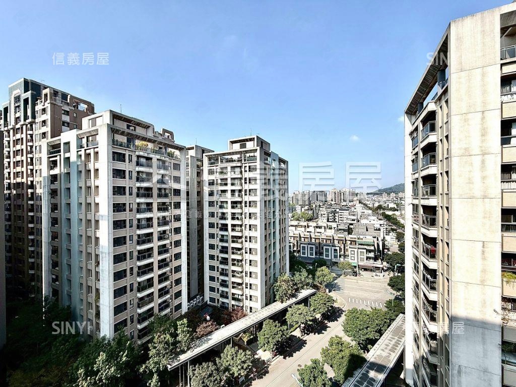 讚稀有無價視野三房平車房屋室內格局與周邊環境