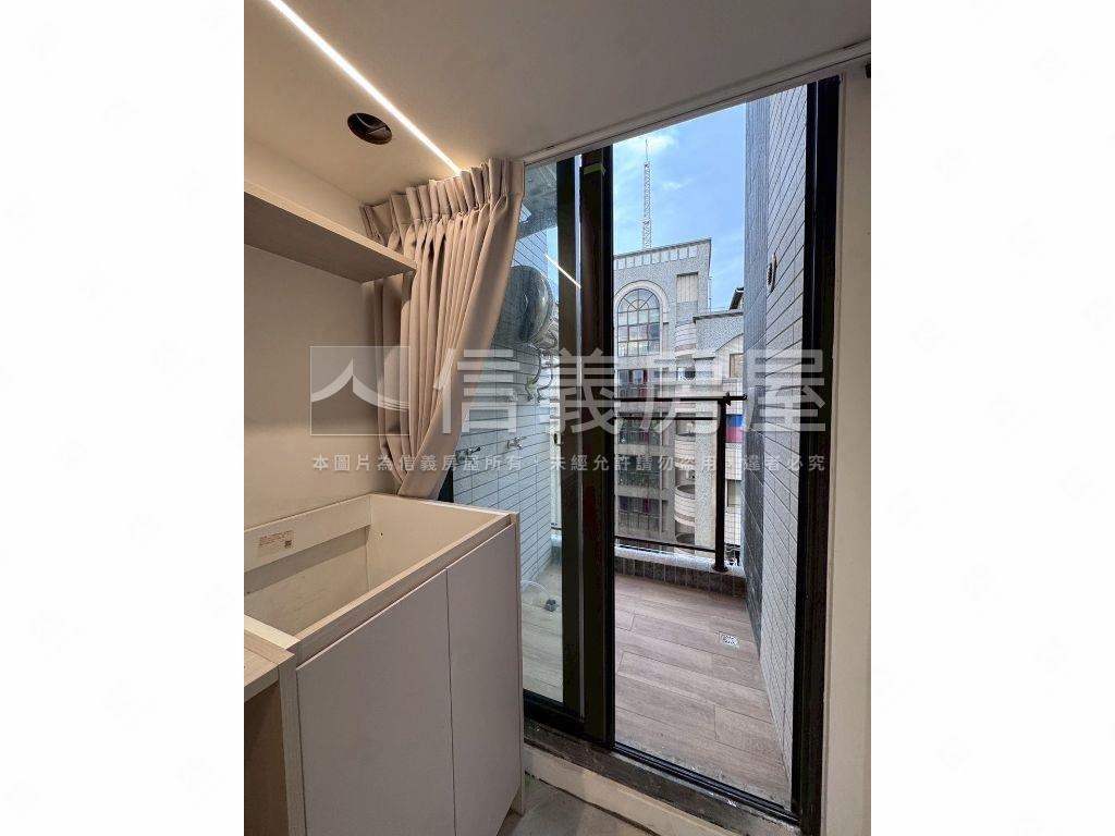 崇倫北街收租四樓四套房屋室內格局與周邊環境