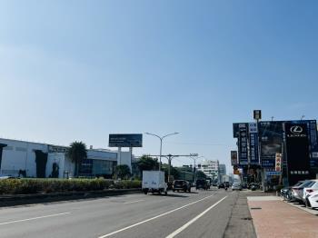 中正南路正路面廠房