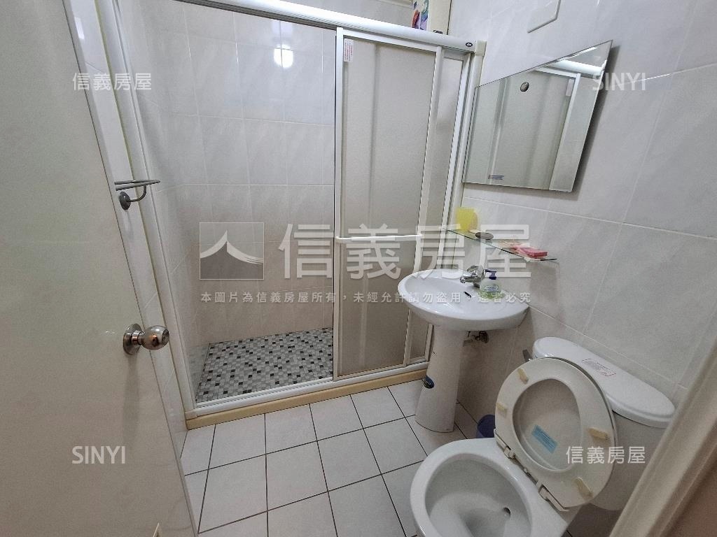 近捷運低公設華廈房屋室內格局與周邊環境