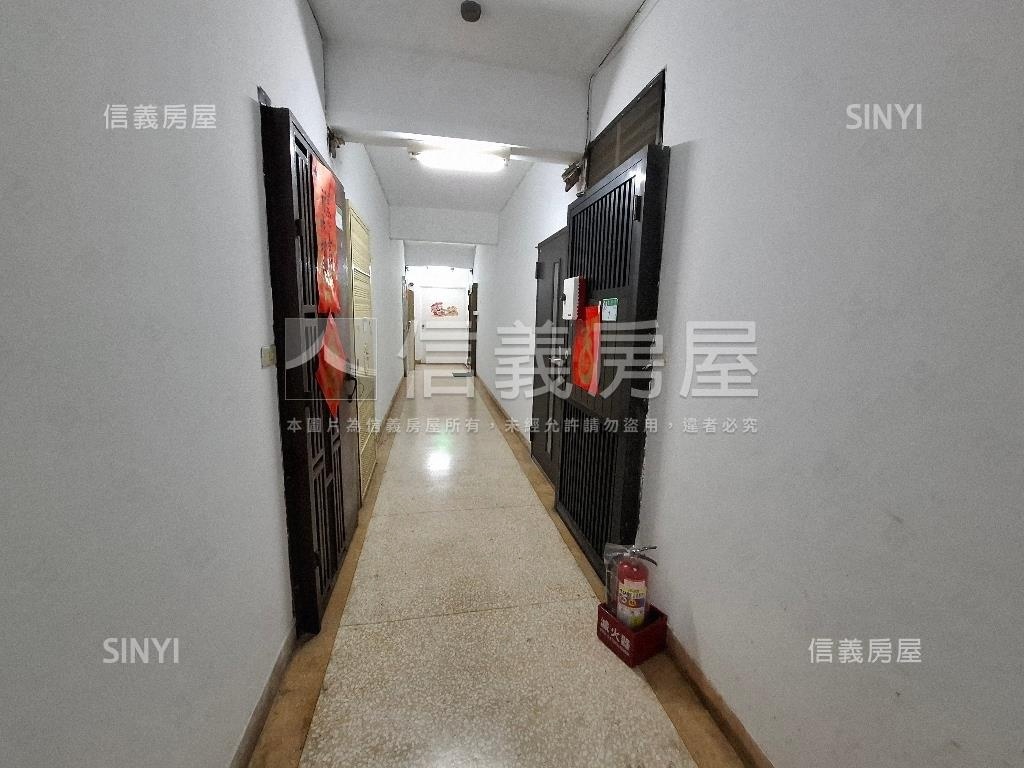 捷運中山國小漂亮兩房華廈房屋室內格局與周邊環境