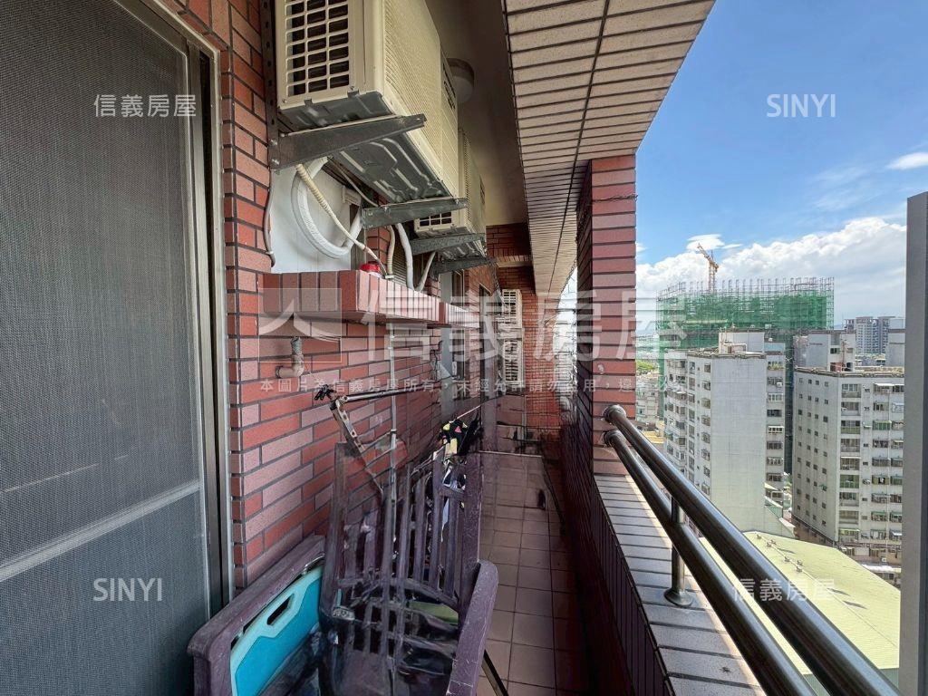 近高鐵美四房高樓雙車位房屋室內格局與周邊環境