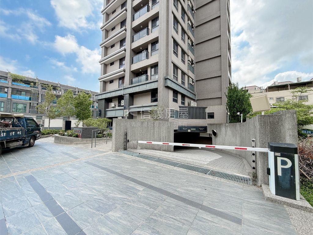 悅森林四套房平車視野戶房屋室內格局與周邊環境
