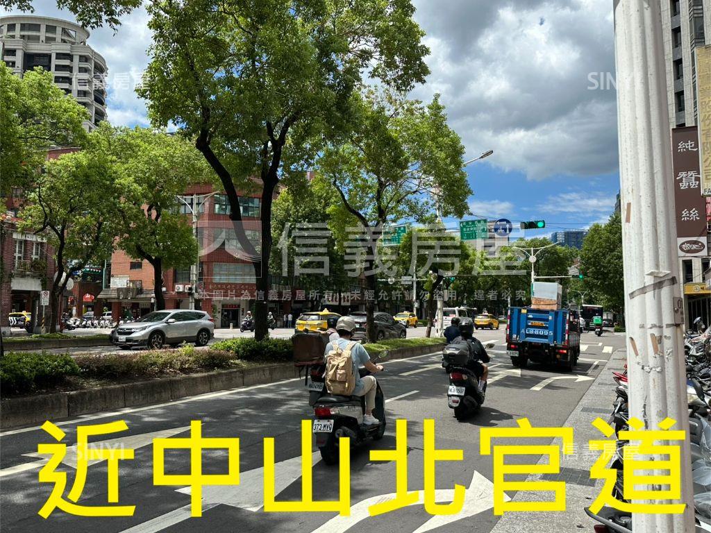 中山北路挑高金店房屋室內格局與周邊環境