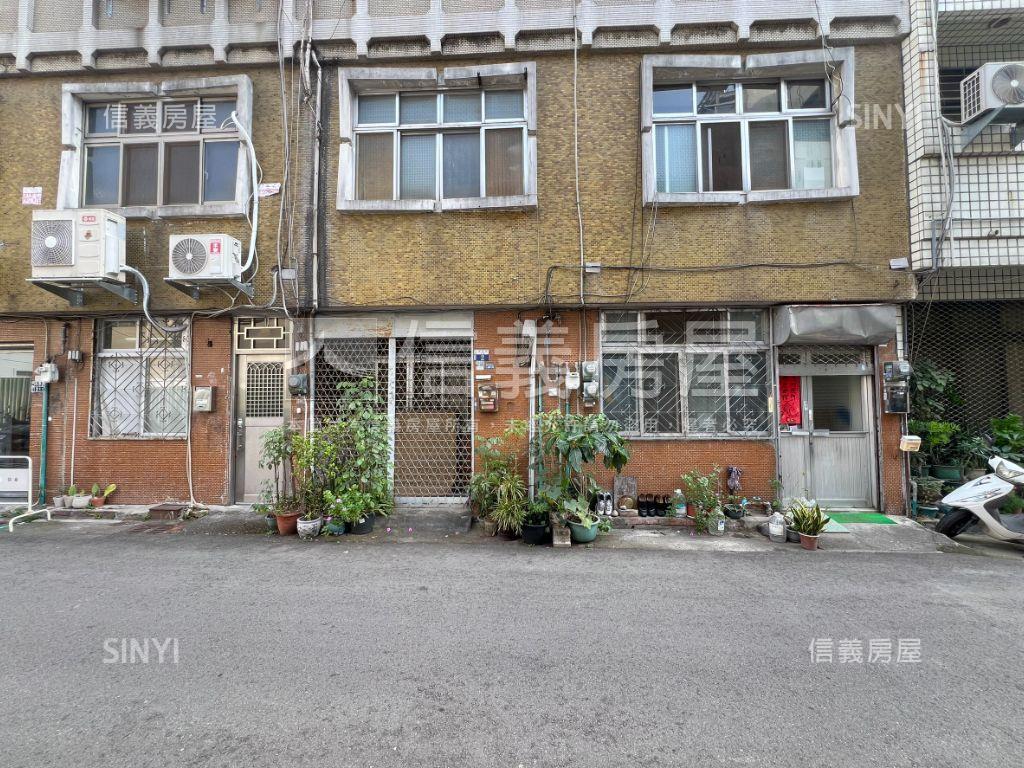 必看前後臨路【公寓１樓】房屋室內格局與周邊環境