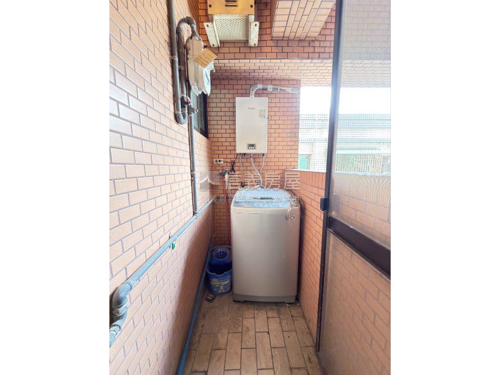 板南捷運小資方舟房屋室內格局與周邊環境