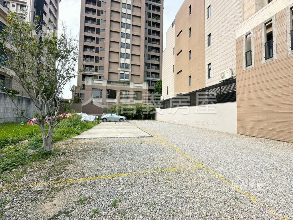 十二期朝南好規劃土地房屋室內格局與周邊環境