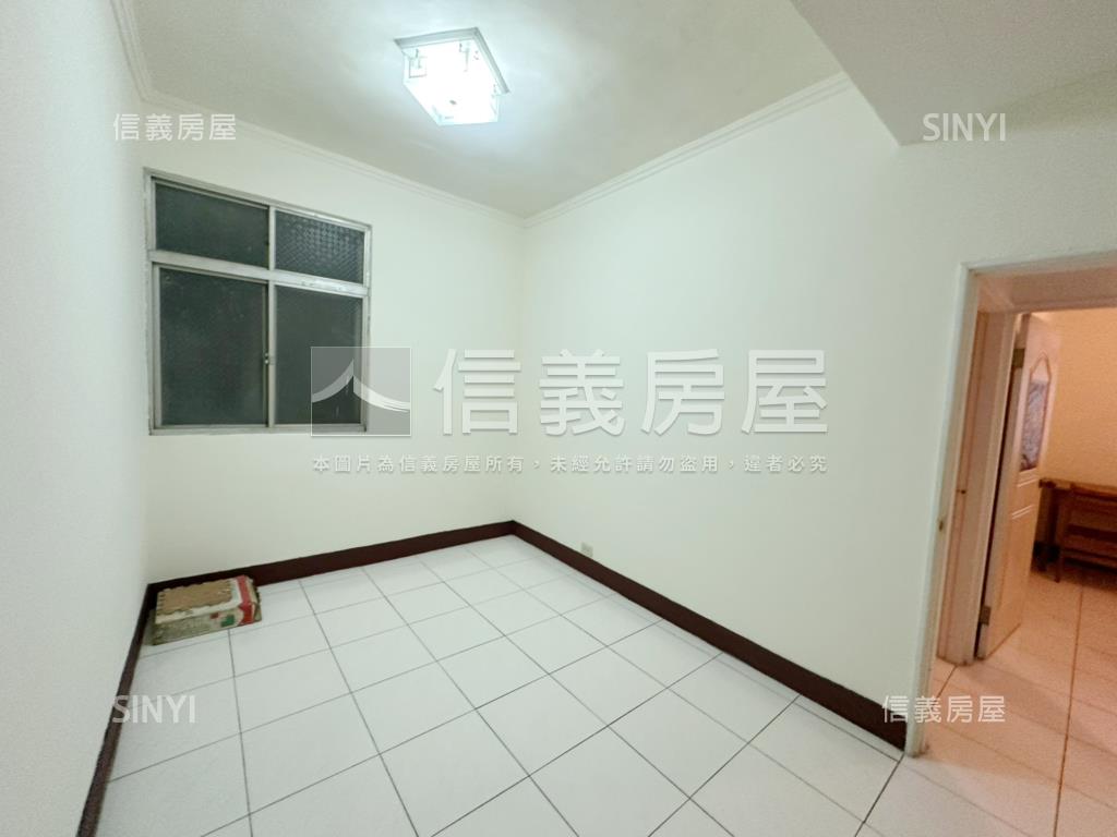 近北市採光方正三房房屋室內格局與周邊環境
