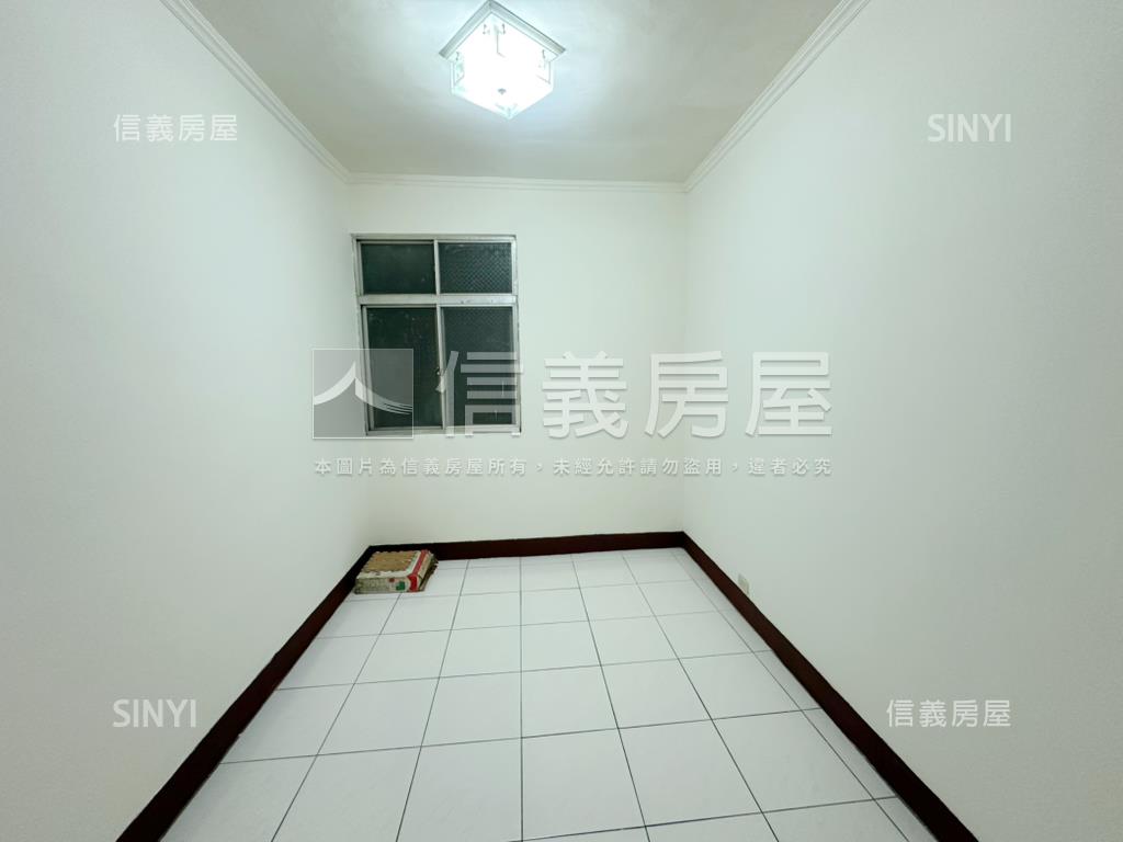 近北市採光方正三房房屋室內格局與周邊環境