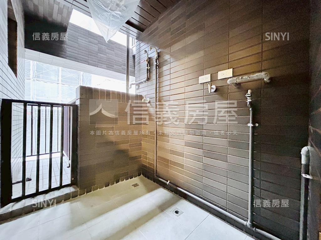 綠雅圖後棟高樓層房屋室內格局與周邊環境