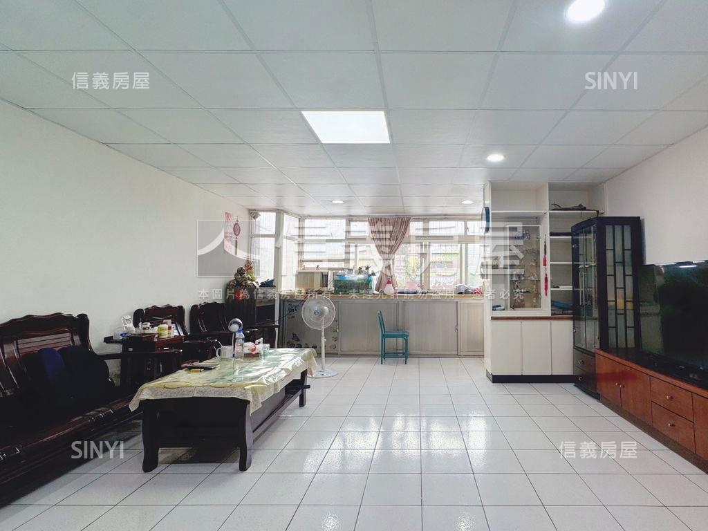 萬大ＬＧ０９方正三樓公寓房屋室內格局與周邊環境
