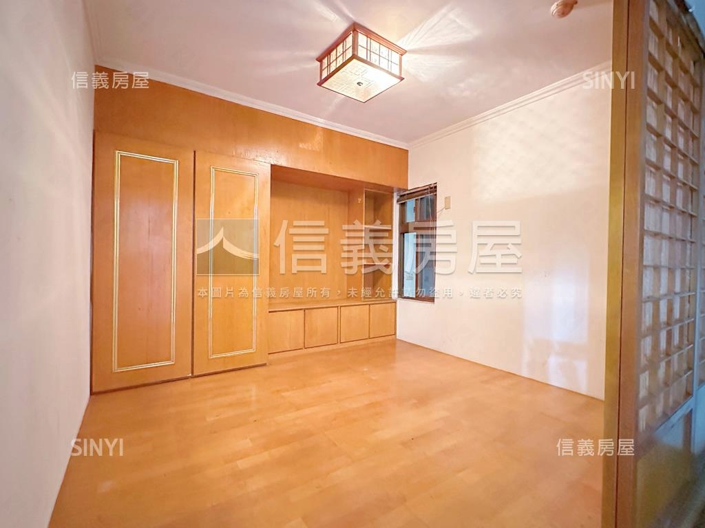 馬上龍探吉四房車位房屋室內格局與周邊環境