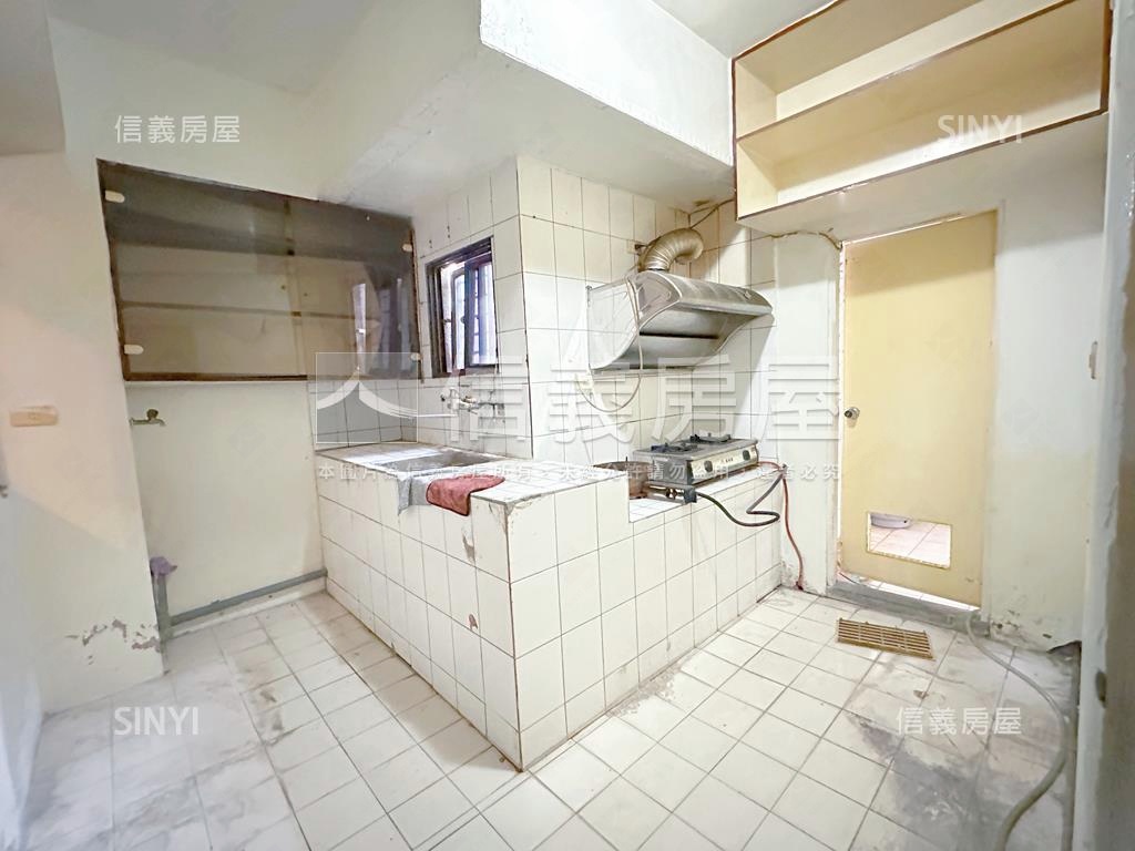 馬上龍探吉四房車位房屋室內格局與周邊環境