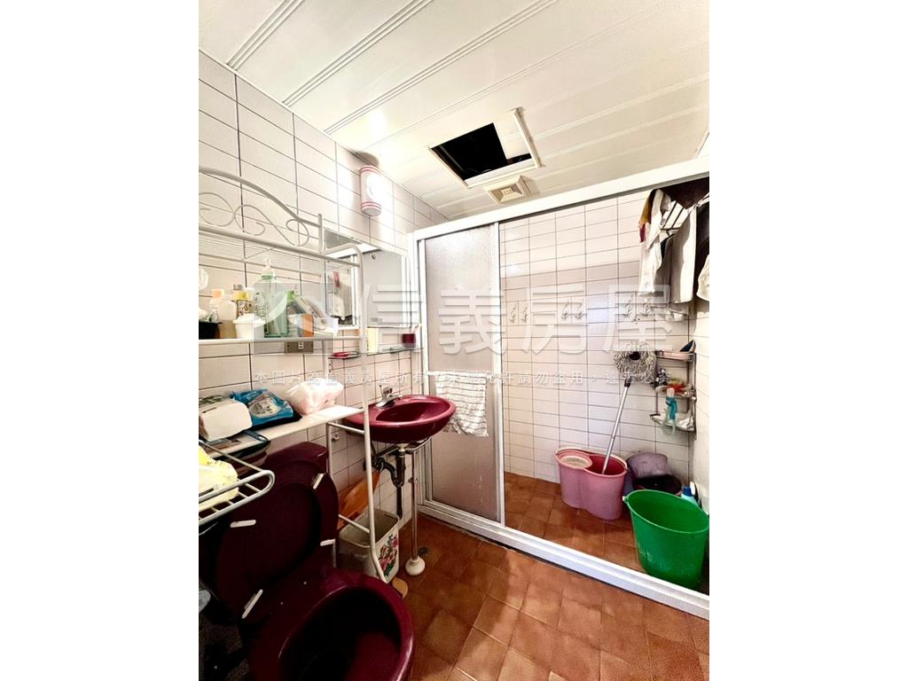 信義安和捷運邊間華廈房屋室內格局與周邊環境