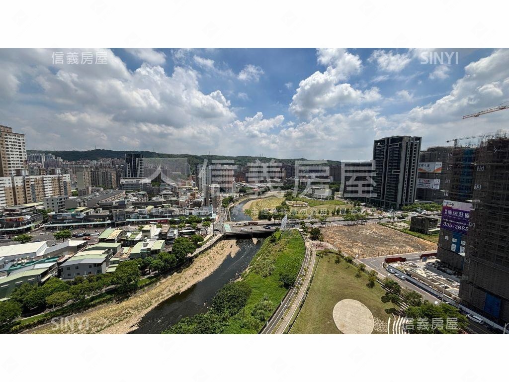 東騰青一公園景三房車位房屋室內格局與周邊環境