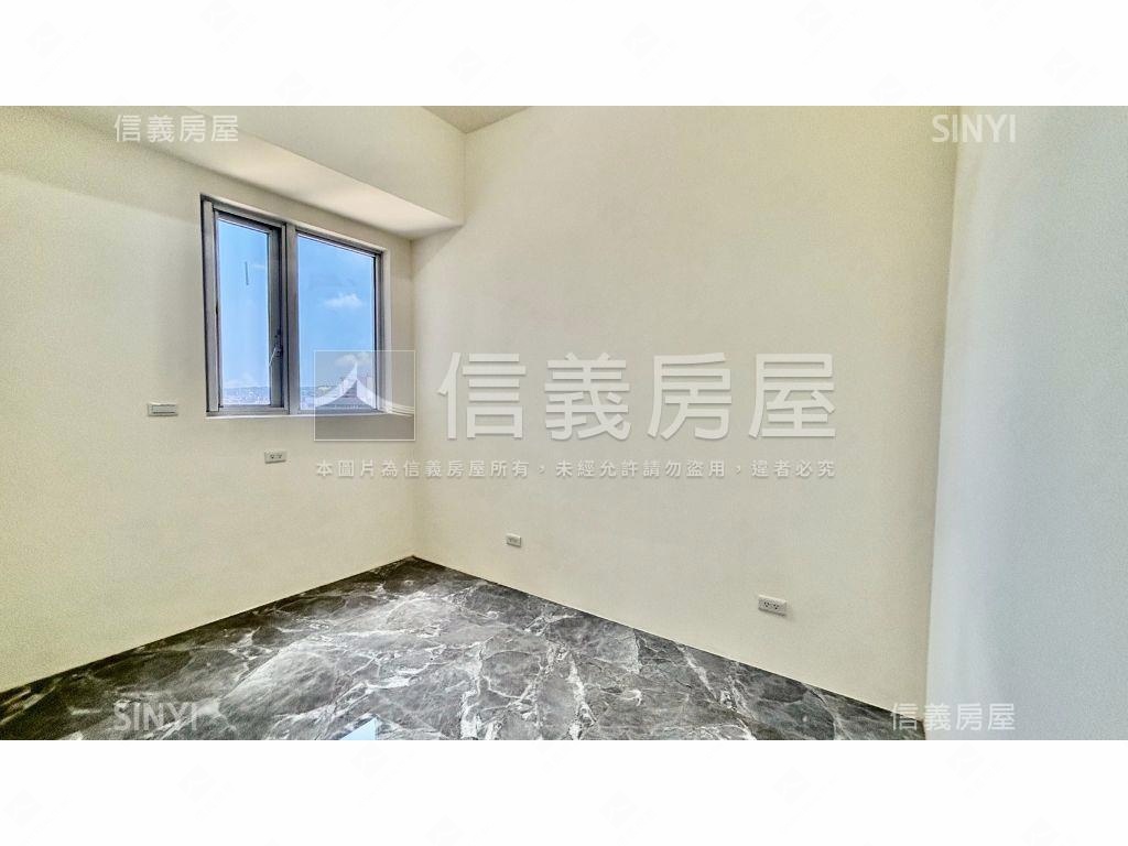 東騰青一公園景三房車位房屋室內格局與周邊環境