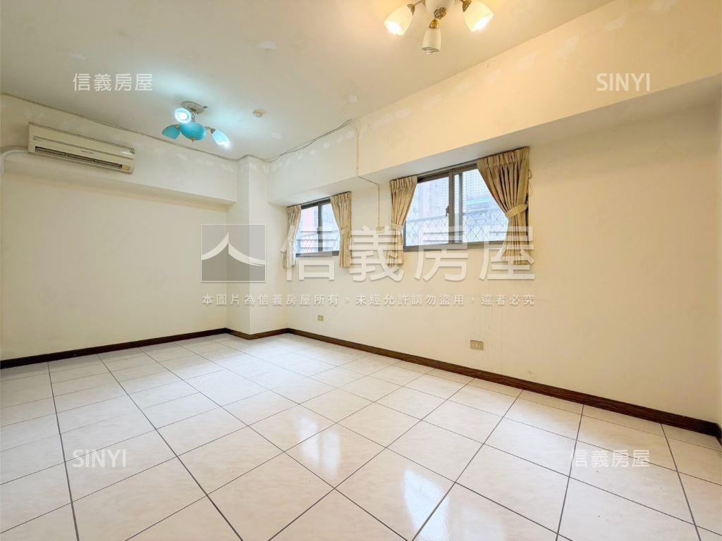 景安宏璽溫馨三房坡平車位房屋室內格局與周邊環境