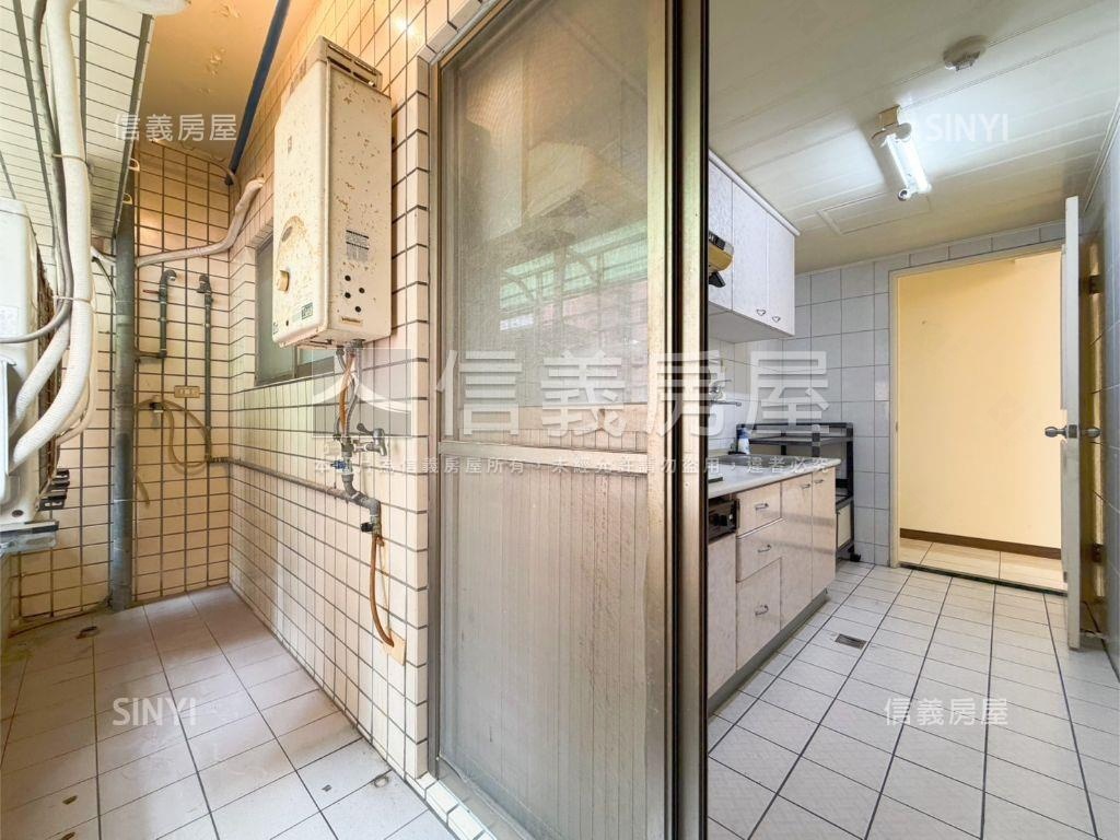 景安宏璽溫馨三房坡平車位房屋室內格局與周邊環境