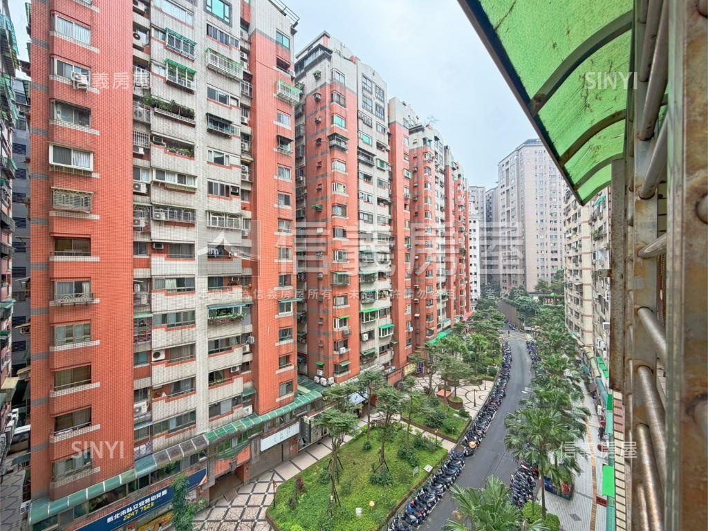 景安宏璽溫馨三房坡平車位房屋室內格局與周邊環境