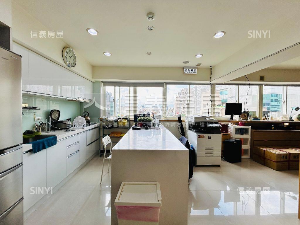 雙敦學區高樓景觀住辦房屋室內格局與周邊環境