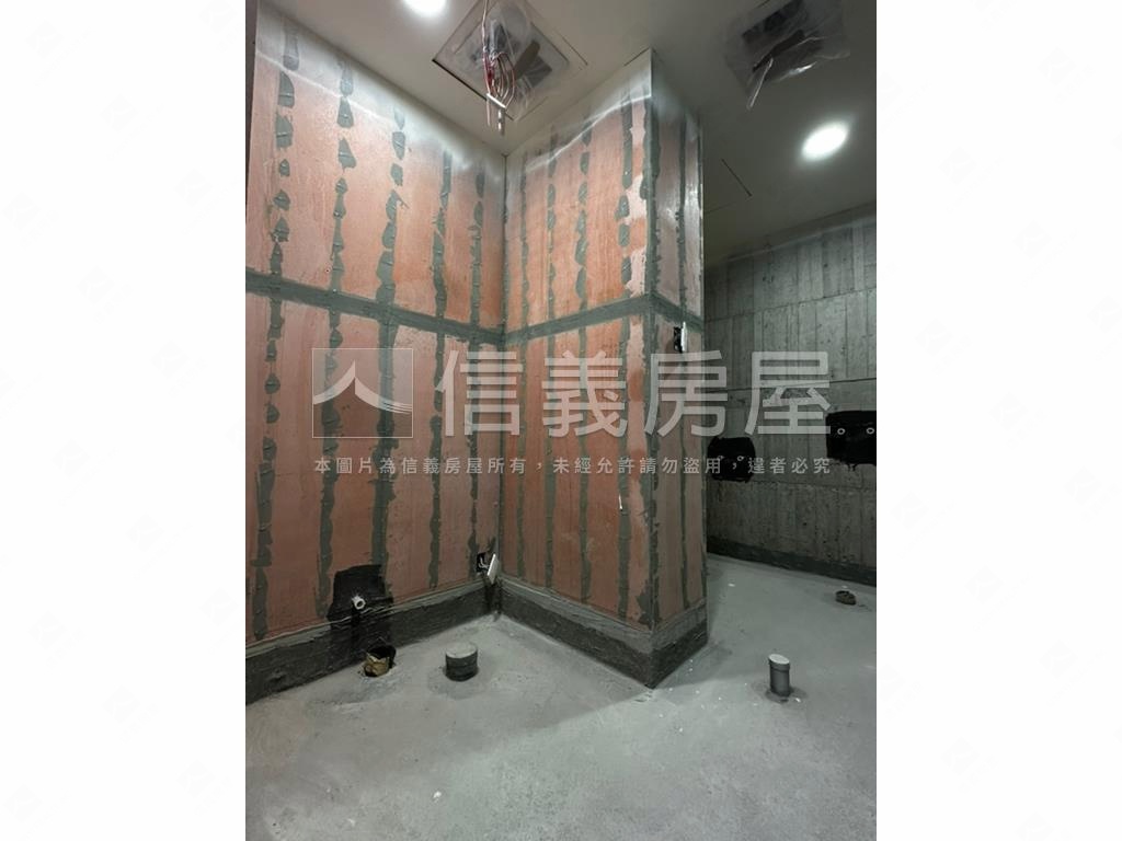 昕上城近扶輪公園兩房車位房屋室內格局與周邊環境