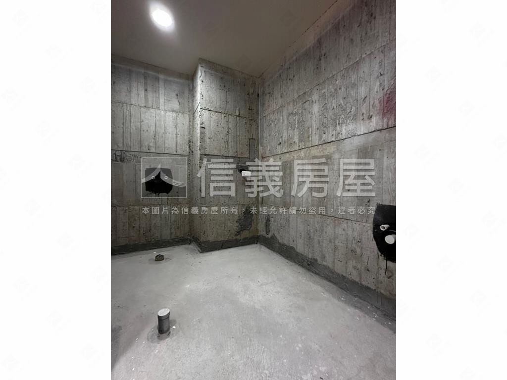 昕上城近扶輪公園兩房車位房屋室內格局與周邊環境