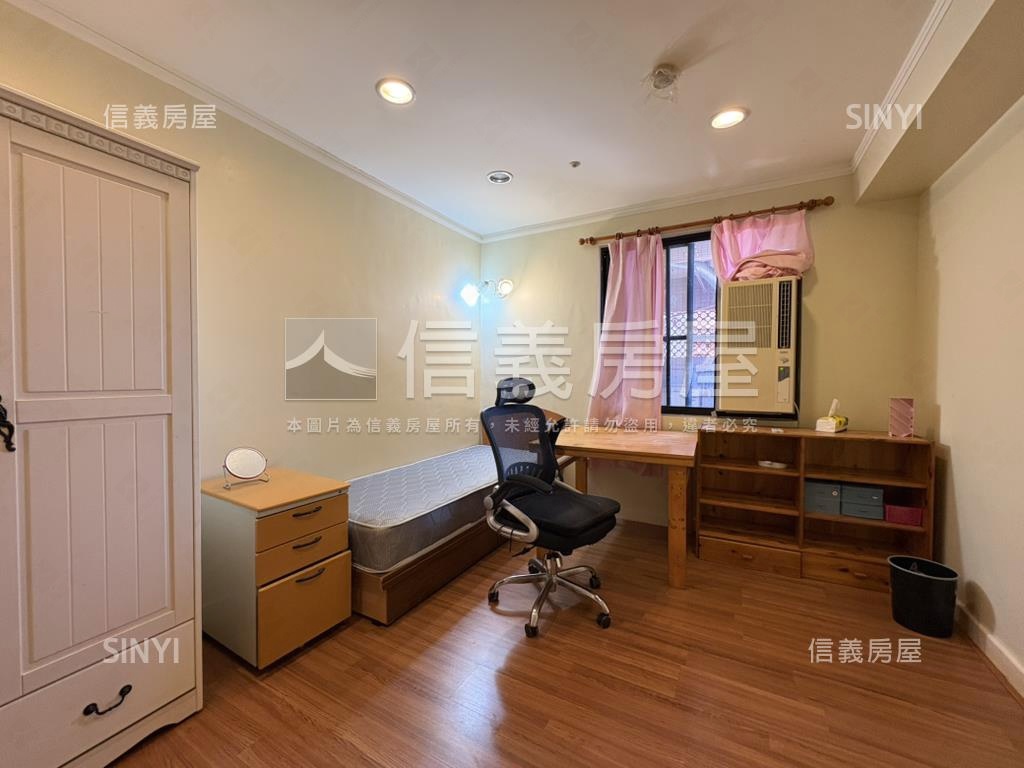 專✦成大學廬遠眺城市美景房屋室內格局與周邊環境