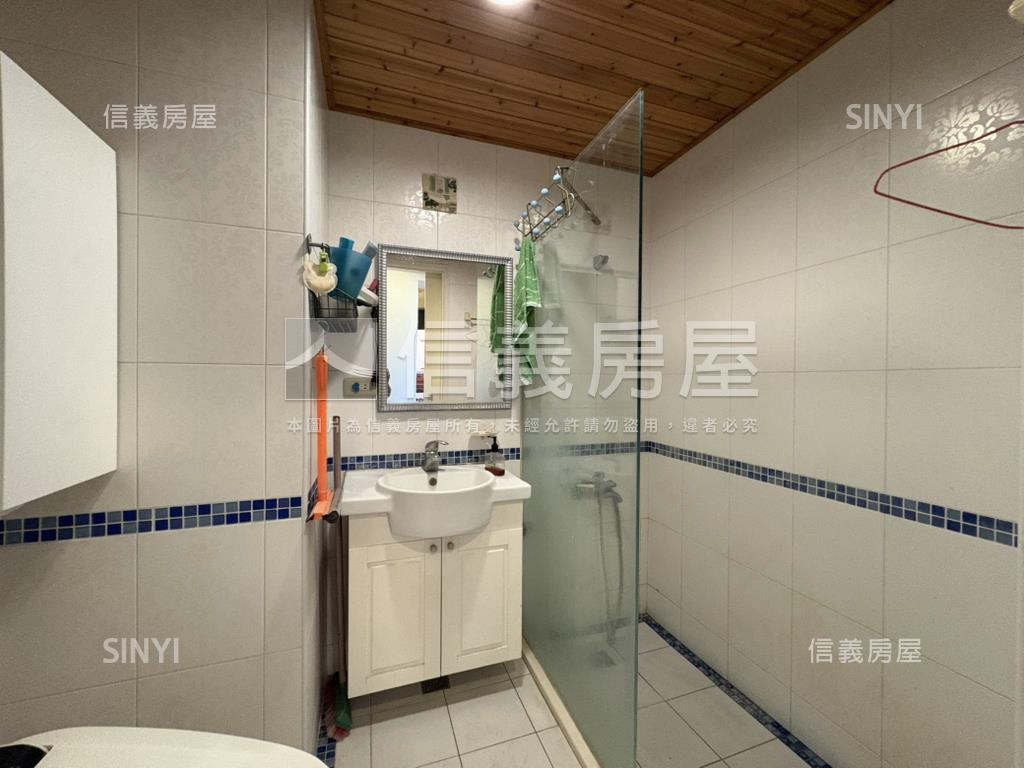 專✦成大學廬遠眺城市美景房屋室內格局與周邊環境