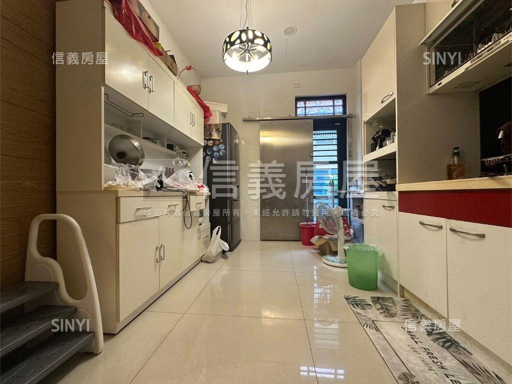 仁德｜離塵邊間透天房屋室內格局與周邊環境