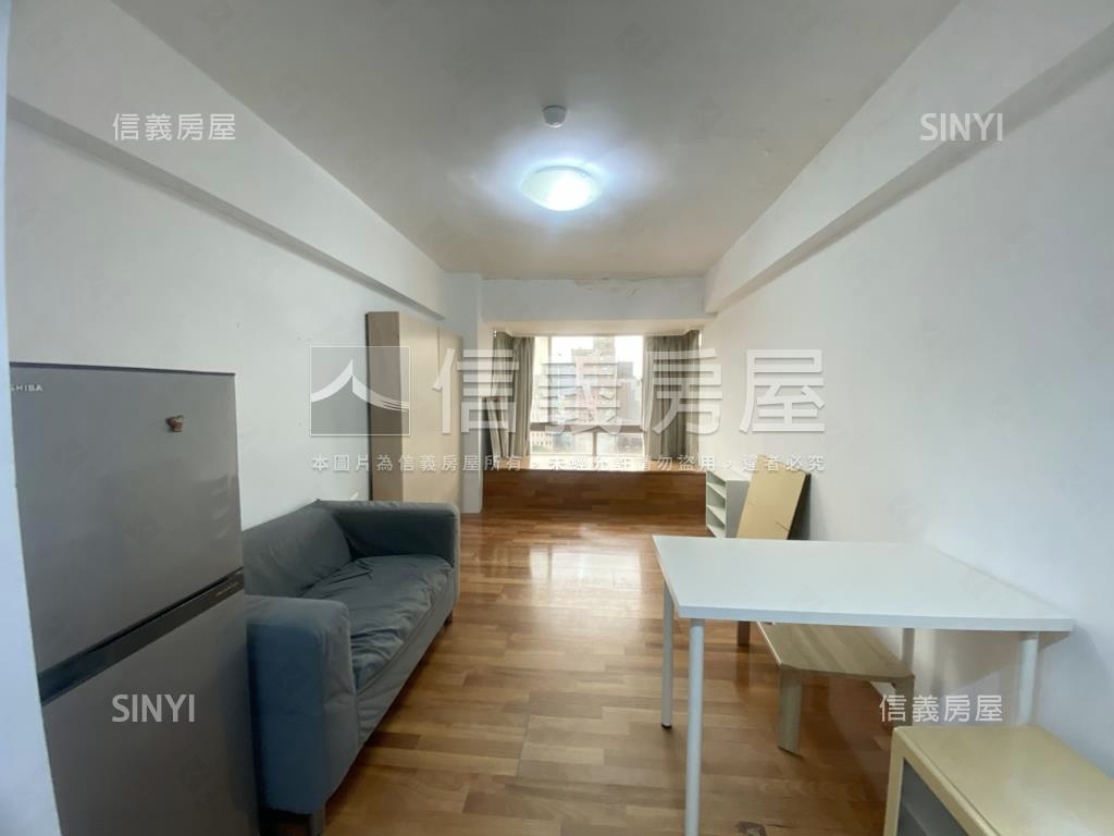 高樓景觀精美套房房屋室內格局與周邊環境