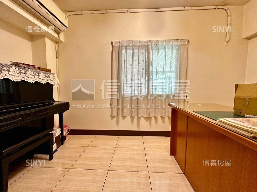 綠園道捷運公園騎樓樓店房屋室內格局與周邊環境