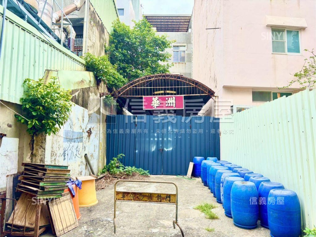 台南商業區透天土地房屋室內格局與周邊環境