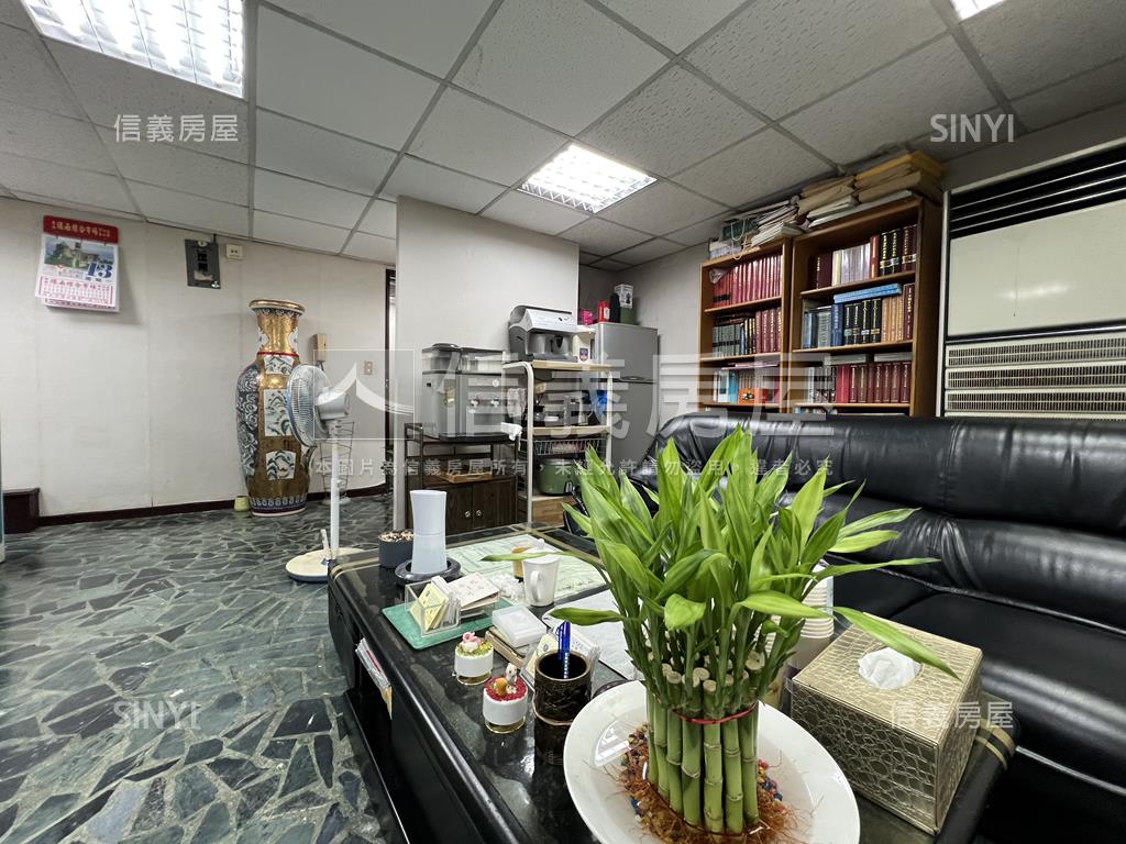 ［捷運匯集］方正辦公房屋室內格局與周邊環境