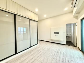 立景苑大三房平車