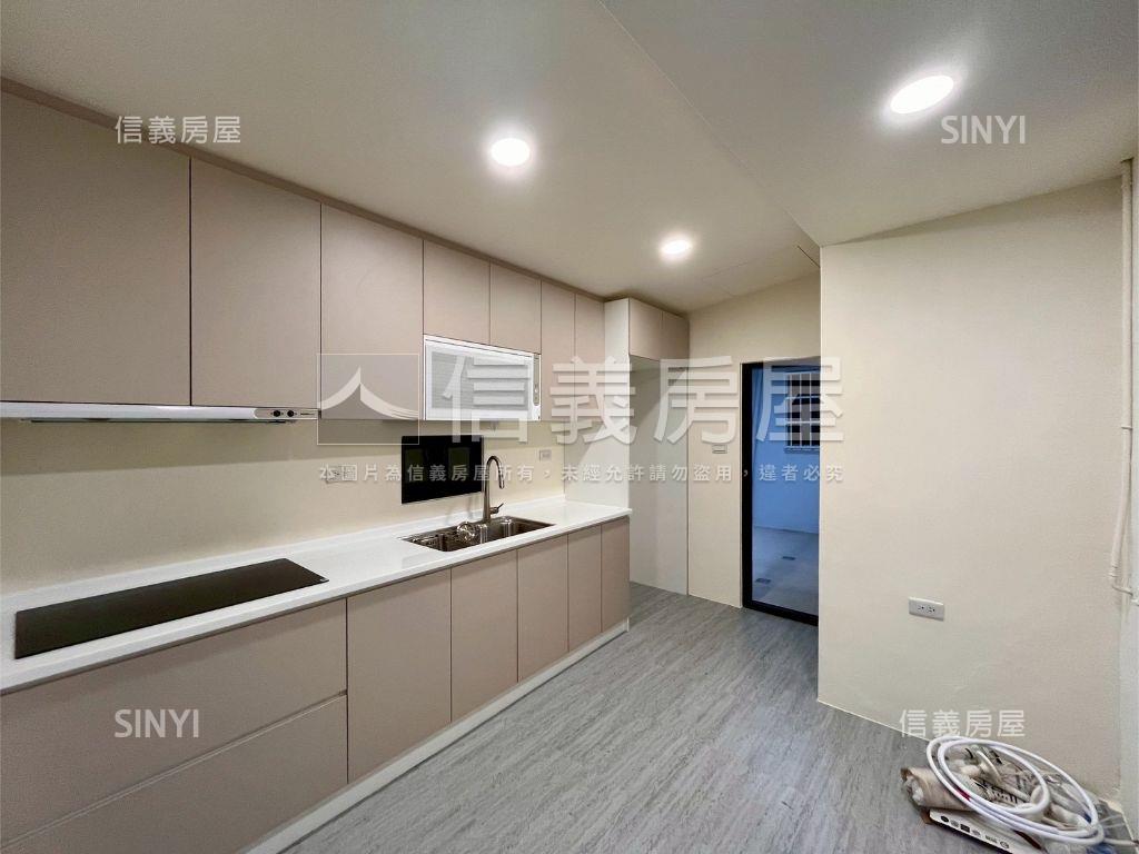 捷運站旁拎包入住公寓一樓房屋室內格局與周邊環境