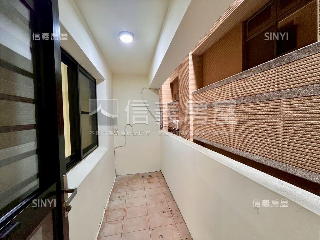 捷運站旁拎包入住公寓一樓房屋室內格局與周邊環境