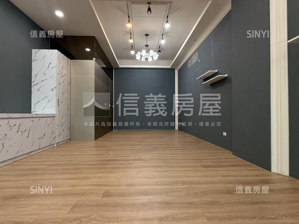 近家樂福震後黃金透天店面房屋室內格局與周邊環境