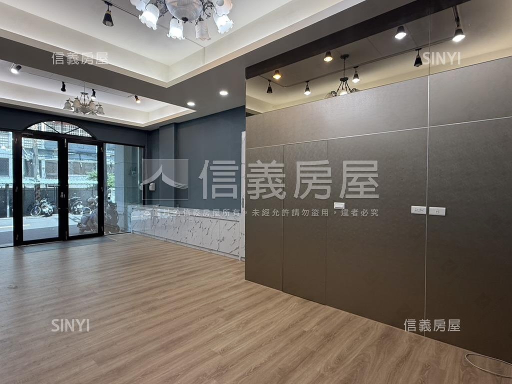 近家樂福震後黃金透天店面房屋室內格局與周邊環境