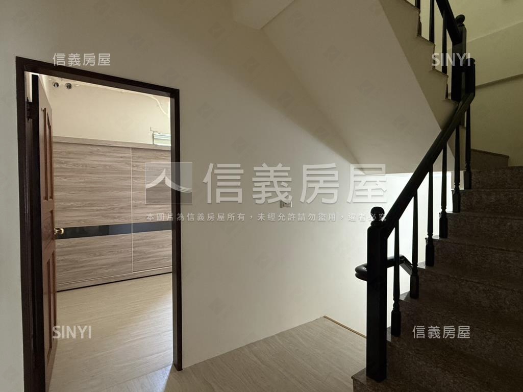 近家樂福震後黃金透天店面房屋室內格局與周邊環境