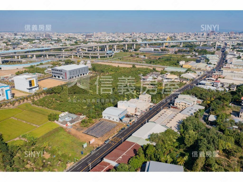 潭子臨路大面寬土地房屋室內格局與周邊環境