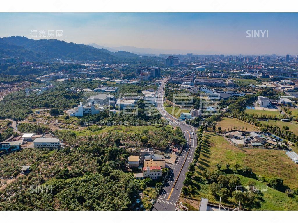 潭子臨路大面寬土地房屋室內格局與周邊環境